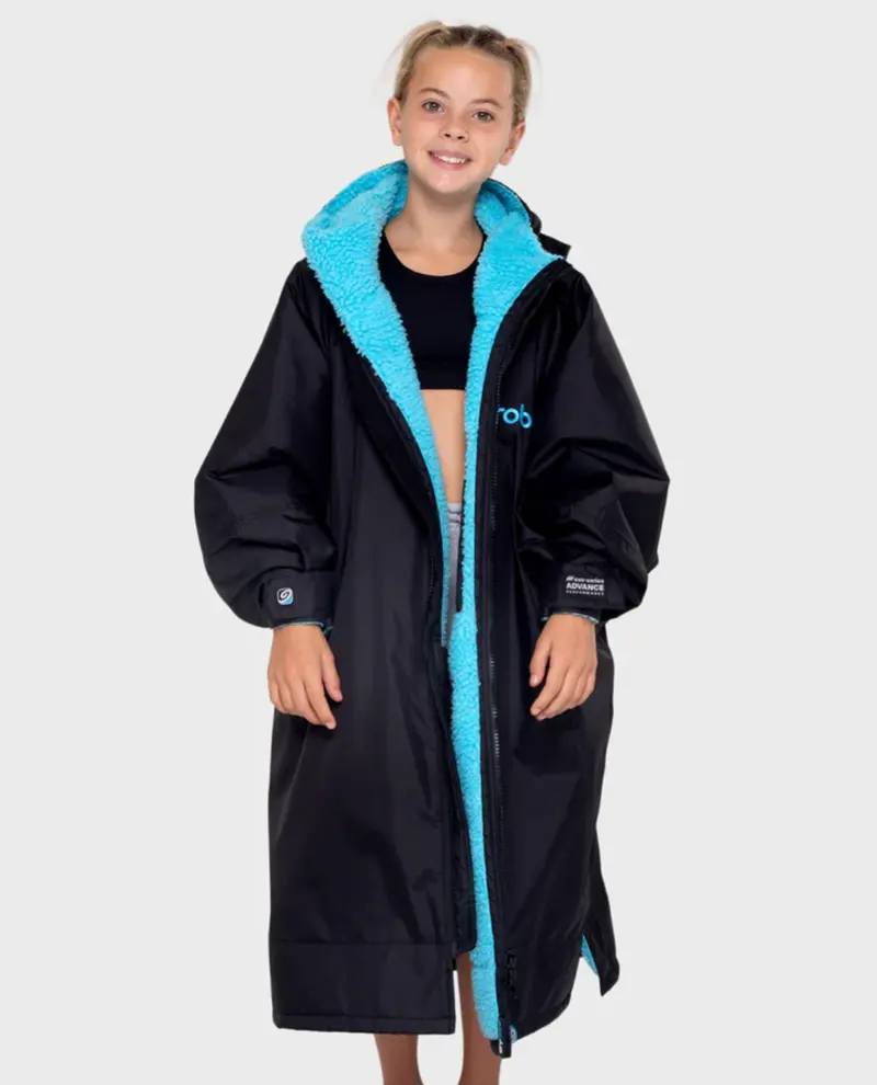 Dryrobe Kids Long-Sleeve Changing Robe – Black & Blue