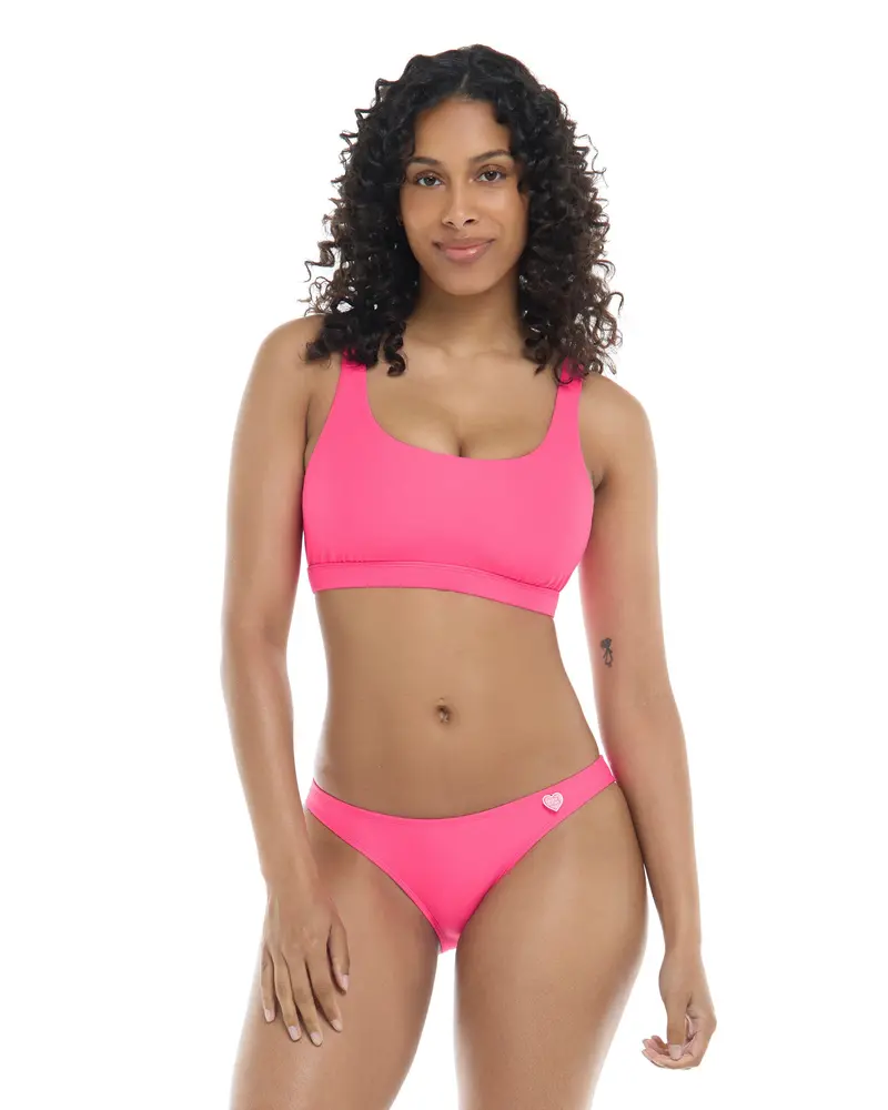 Smoothies Star Cross-Back Sports Bra – D Cup in Bubble Gum